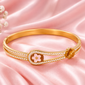 Elegant Gold Women Bracelet